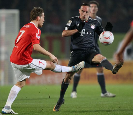 样激烈的对 样激烈的对